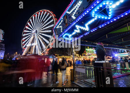 Cardiff Wales, Regno Unito, dicembre 28, 2016 : nel periodo di Natale, Winter Wonderland arriva a Cardiff Foto Stock