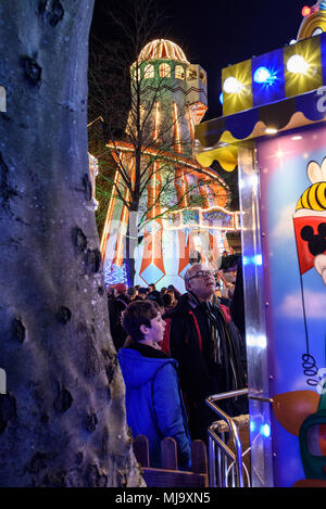 Cardiff Wales, Regno Unito, dicembre 28, 2016 : nel periodo di Natale, Winter Wonderland arriva a Cardiff Foto Stock