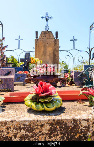 Cimitero rurale in Marquay, Perigord Noir, Francia Foto Stock