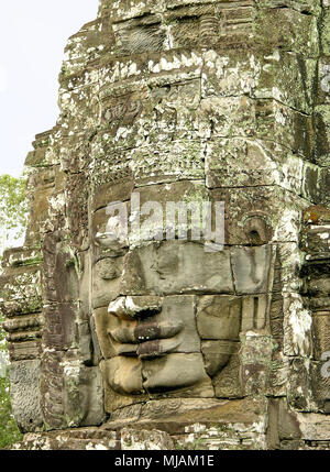 Faccia del tempio Bayon, Angkor, Cambogia Foto Stock