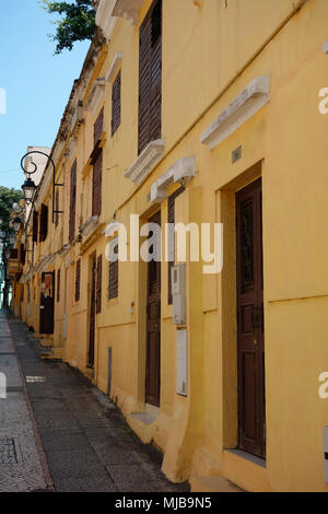 Portoghese architettura coloniale di San Lazzaro Chiesa di quartiere, Macao, Regione amministrativa speciale della Repubblica popolare cinese Foto Stock