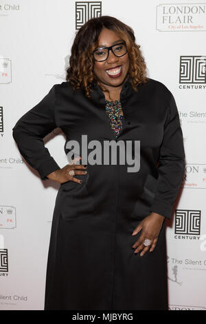 Il Secolo Club ospita il silenzioso bambino Oscar celebrazione e Londra Flair PR 10 dotate di compleanno: Chizzy Akudolu dove: Londra, Regno Unito quando: 03 Apr 2018 Credit: Phil Lewis/WENN.com Foto Stock