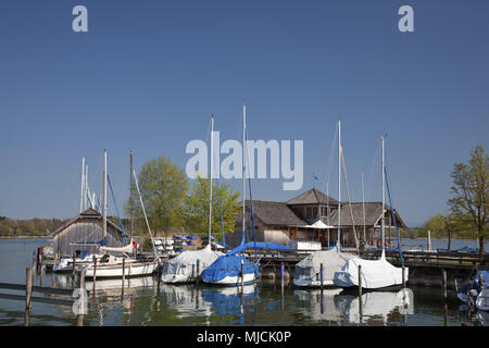 Il Boathouse in Chiemsee, Seeon-Seebruck, Chiemgau, Alta Baviera, Baviera, Germania meridionale, Germania, Foto Stock