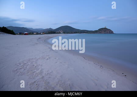 Italia Sardegna Sardegna sud, sud della costa, Chia, Baia Chia, Torre di Chia, Spiaggia Costa del Sud, Foto Stock