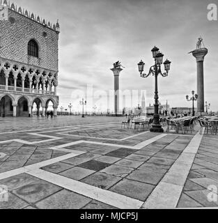 L'Italia, Venezia, Piazza San Marco, Palazzo Ducale, lampada Foto Stock