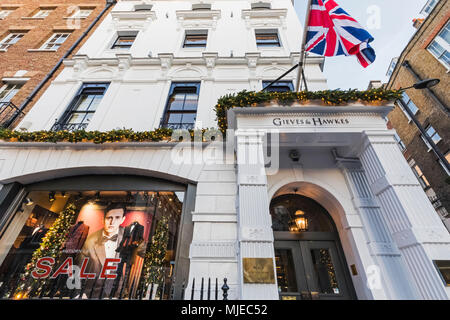 Inghilterra, Londra, Savile Row, Gieves & Hawkes Store Foto Stock