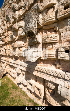 Kabah, Yucatan, Messico - 13 Ottobre 2017: Maya sito archeologico di Kabah sulla rotta Puuc nello stato dello Yucatan in Messico Foto Stock