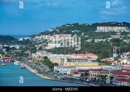 Si affacciano su Charlotte Amalie capitale di San Tommaso, Isole Vergini Americane Foto Stock