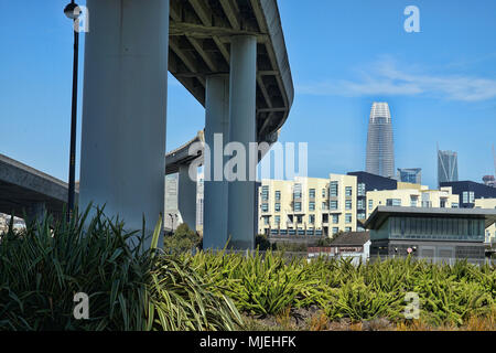 Viste della torre di Salesforce a San Francisco, California Foto Stock