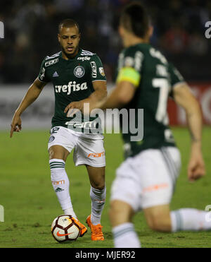 Lima, Perù. 03 Maggio, 2018. Mayke, un giocatore da SE Palmeiras, contro C Alianza Lima, durante un gioco nel quinto round della Copa Libertadores al Alejandro Villanueva Stadium. Credito: Cesar Greco/FotoArena/Alamy Live News Foto Stock