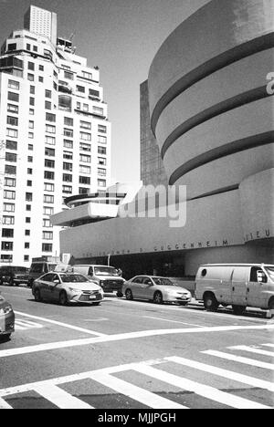 Solomon R Guggenheim Museum, Fifth Avenue, New York Manhattan , Stati Uniti d'America, U.S.A. Foto Stock