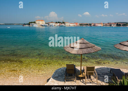 Storica città istriana di Parenzo, Croazia Foto Stock