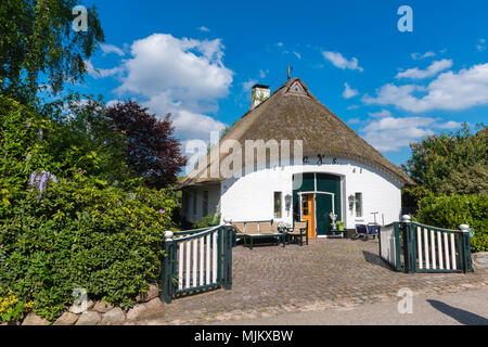 Il romantico villaggio di Sieseby, comunità di Thumby, sul Fiordo Schlei, Schleswig-Holstein, Germania del Nord, Europa Foto Stock