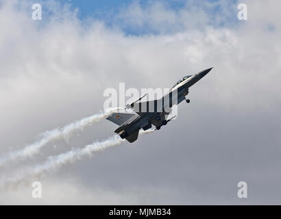 F-16AM Fighting Falcon a Biggin Hill Airshow di Foto Stock