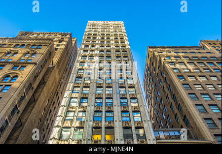 La città di New York New York, Jan 2018, edifici di Manhattan il colpo da appena al di sotto di Foto Stock
