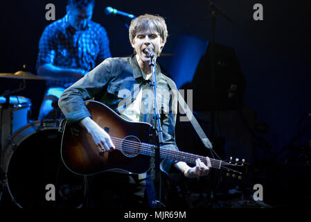 Leeds, Regno Unito, 5 maggio 2018. Nick JD Hodgson dal Kaiser Chiefs eseguire a vivere a Leeds 2018 alla Chiesa Dork stadio 05.05.2018 Credito: Gary Stafford/Alamy Live News Foto Stock