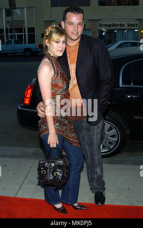 Lizzy Caplan e Daniel Franzese arrivando al Stateside Premiere presso il Crest Theatre di Los Angeles. Maggio 18, 2004. - CaplanLizzy FranzeseDan107.JPG - CaplanLizzy FranzeseDan107.JPGCaplanLizzy FranzeseDan107 evento nella vita di Hollywood - California, tappeto rosso Evento, verticale, STATI UNITI D'AMERICA, industria cinematografica, celebrità, fotografia, Bestof, arte cultura e intrattenimento, Topix celebrità moda / dal tappeto rosso-, verticale, migliori della vita di Hollywood, evento nella vita di Hollywood - California, tappeto rosso , STATI UNITI, industria cinematografica, celebrità, movie celebrità, Foto Stock