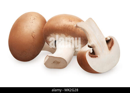 Due nuove royal funghi champignon e metà isolato su sfondo bianco Foto Stock