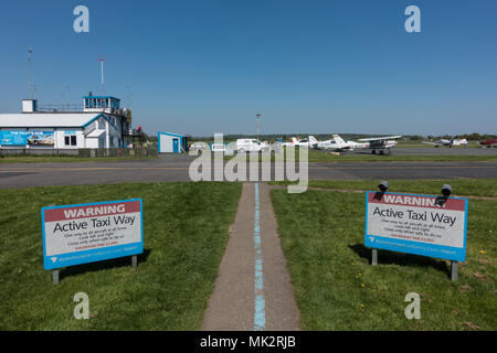 Wolverhampton Halfpenny Green Airport. Staffordshire. Regno Unito Foto Stock