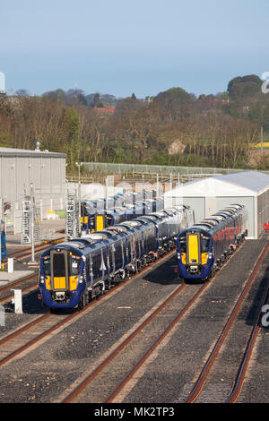 Nuova classe classe 385 i treni elettrici per Scotrail in attesa di consegna presso il treno Hitachi fabbrica di assemblaggio a Newton Aycliffe, County Durham Foto Stock