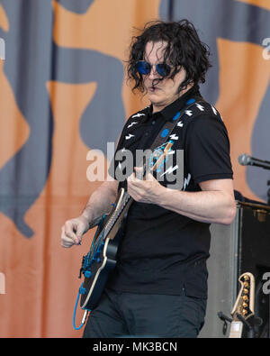 New Orleans, Louisiana, Stati Uniti d'America. Il 6 maggio, 2018. JACK WHITE durante 2018 New Orleans Jazz e Heritage Festival a Race Course Fiera a New Orleans, Louisiana Credito: Daniel DeSlover/ZUMA filo/Alamy Live News Foto Stock