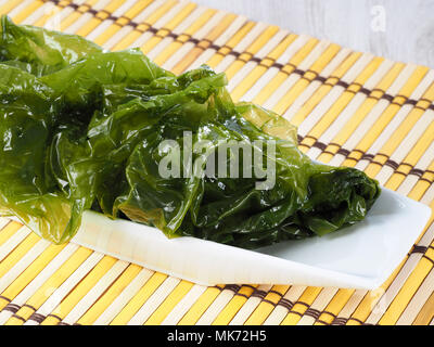 Lattuga di mare - Lechuga de Mar commestibili di alghe verdi nella famiglia Ulvacceae. Nome binomiale: Ulva lactuta. Foto Stock