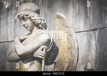 Monumenti a Recoleta cimitero, un cimitero pubblico a Buenos Aires, Argentina. Foto Stock