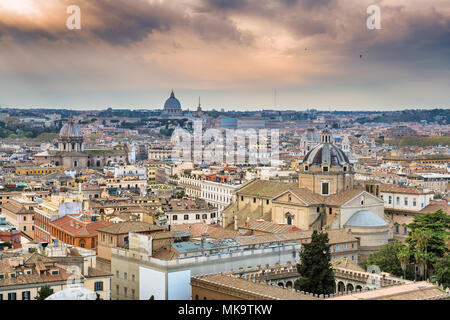 Panorama di roma, Italia Foto Stock