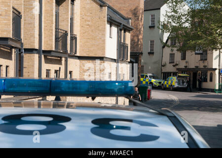 Oxford, Oxfordshire, Regno Unito. Il 7 maggio 2018, la polizia incidente nel centro di Oxford Credito: Stanislav Halcin/Alamy Live News Foto Stock