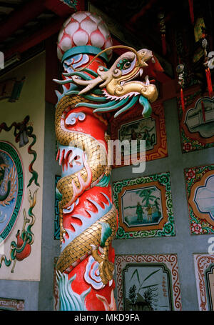 Storia tailandese - Leng Buai Yia La Tempio Sacrario in Chinatown a Bangkok in Tailandia in Asia del sud-est in estremo oriente. Il più antico santuario cinese in Thailandia. Foto Stock