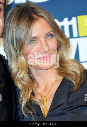 Cameron Diaz  130 a MTV Movie Awards 2011 presso l'Anfiteatro universale a Los Angeles.a  Cameron Diaz  130 Red Carpet Event, verticale, STATI UNITI D'AMERICA, industria cinematografica, celebrità, fotografia, Bestof, arte cultura e intrattenimento, Topix celebrità moda / Verticale, meglio di, evento nella vita di Hollywood - California, moquette rossa e dietro le quinte, USA, industria cinematografica, celebrità, movie celebrità, personaggi televisivi, musica celebrità, fotografia, Bestof, arte cultura e intrattenimento, Topix, headshot, verticale, una persona, dall'anno , 2011, inchiesta tsuni@Gamma-USA.com Foto Stock