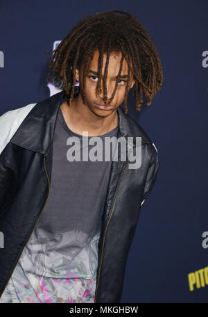 Jaden Smith 081 al passo perfetto 2 Premiere presso il Nokia Theatre di Los Angeles. Maggio 8, 2015. Jaden Smith 081 evento nella vita di Hollywood - California, tappeto rosso Evento, verticale, STATI UNITI D'AMERICA, industria cinematografica, celebrità, fotografia, Bestof, arte cultura e intrattenimento, Topix celebrità moda / una persona, verticale, migliori della vita di Hollywood, evento nella vita di Hollywood - California, moquette rossa e dietro le quinte, USA, industria cinematografica, celebrità, movie celebrità, personaggi televisivi, musica celebrità, fotografia, Bestof, arte cultura e intrattenimento, Topix, headshot, verticale, dall'anno , 2015, Foto Stock