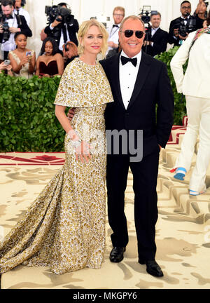 Naomi Watts frequentando il Metropolitan Museum of Art Costume Institute Gala benefici 2018 in New York, Stati Uniti d'America. Foto Stock