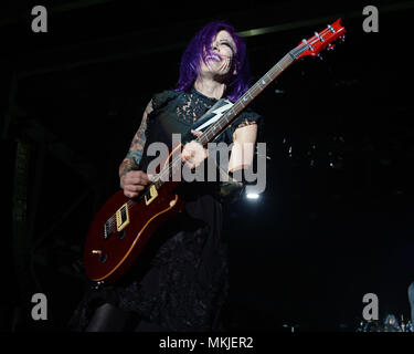 MIRAMAR FL - maggio 06: Korey Cooper di Skillet esegue al Miramar Parco Regionale anfiteatro maggio su 6, 2018 in Miramar, Florida. Persone: Korey Cooper Foto Stock