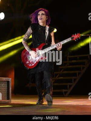 MIRAMAR FL - maggio 06: Korey Cooper di Skillet esegue al Miramar Parco Regionale anfiteatro maggio su 6, 2018 in Miramar, Florida. Persone: Korey Cooper Foto Stock