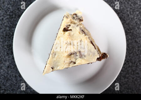 Semi di papavero la torta con la glassa di crema di burro Foto Stock