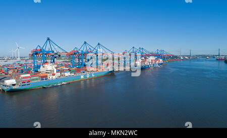 Container terminal Altenwerder, porto di Amburgo, Germania Foto Stock