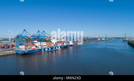 Container terminal Altenwerder, porto di Amburgo, Germania Foto Stock