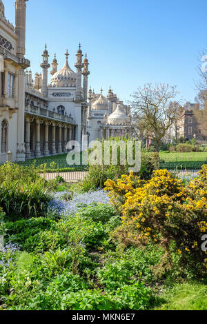 Il Royal Pavilion Gardens in Brighton East Sussex Regno Unito Foto Stock