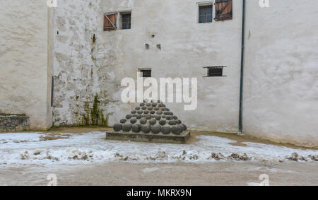 Scultura roccioso nel bellissimo castello di Salisburgo Foto Stock