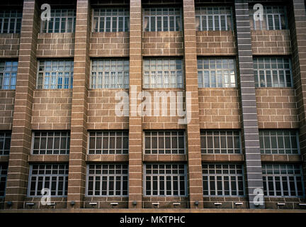 L'art deco Central Grand Offfice postale edificio in Bangkok in Thailandia nel sud-est asiatico in Estremo Oriente. Architettura Viaggi di mattoni Foto Stock