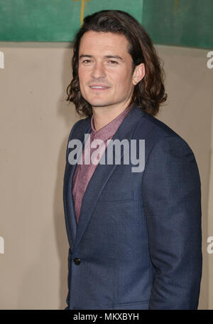 Orlando Bloom 030 in The Hobbit Battaglia dei cinque eserciti Premiere al Dolby Theatre di Los Angeles.Orlando Bloom 030 Red Carpet Event, verticale, STATI UNITI D'AMERICA, industria cinematografica, celebrità, fotografia, Bestof, arte cultura e intrattenimento, Topix celebrità moda / Verticale, meglio di, evento nella vita di Hollywood - California, moquette rossa e dietro le quinte, USA, industria cinematografica, celebrità, movie celebrità, personaggi televisivi, musica celebrità, fotografia, Bestof, arte cultura e intrattenimento, Topix, headshot, verticale, una persona, dall'anno , 2014, inchiesta tsuni@Gamma-USA.com Foto Stock