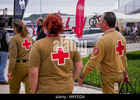 Gli uomini di ambulanza, quartiere Belem, Lisbona, Portogallo Foto Stock