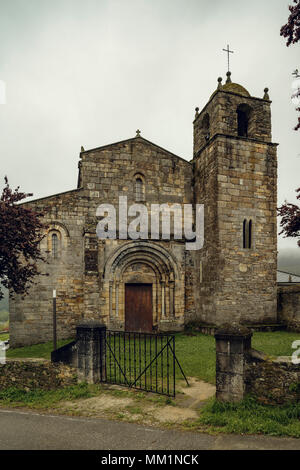 Più antica cattedrale conservati in Spagna e il primo che è stato costruito in Europa meridionale. San Martiño de Mondoñedo, Ria de Foz, Galizia, sesto secolo, tra Foto Stock