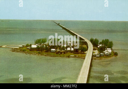 Seven Mile bridge over Pigeon chiave. Key West. 1960 Foto Stock