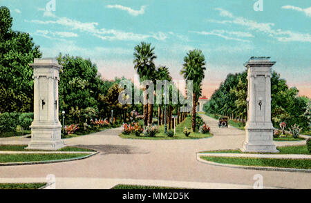 Drive nel parco della città. New Orleans. 1925 Foto Stock