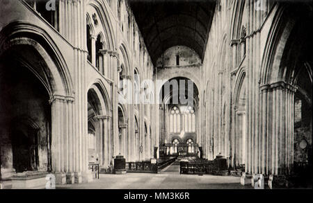 Navata di Abbazia. Romsey. 1910 Foto Stock