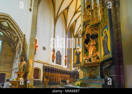 Interior de La Collégiale Saint-Thiébaut, Thann, Alsazia, Francia. Foto Stock