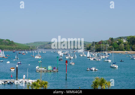 Barche a vela in Salcombe estuario in South Hams,Devon, Regno Unito Foto Stock