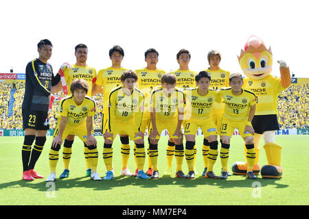 Chiba, Giappone. Il 5 maggio, 2018. Kashiwa Reysol gruppo team line-up calcio/calcetto : 2018 J1 League match tra Kashiwa Reysol 1-2 Jubilo Iwata alla frontiera Sankyo Kashiwa Stadium di Chiba, Giappone . Credito: AFLO/Alamy Live News Foto Stock